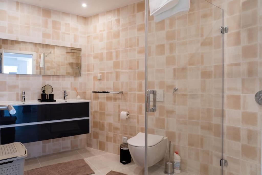 Carvoeiro Roof Top Apartment, Next To The Beach! Carvoeiro (Lagoa) Exterior foto