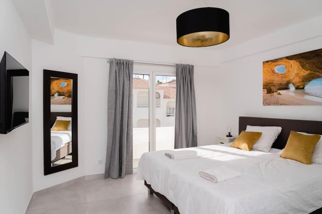 Carvoeiro Roof Top Apartment, Next To The Beach! Carvoeiro (Lagoa) Exterior foto